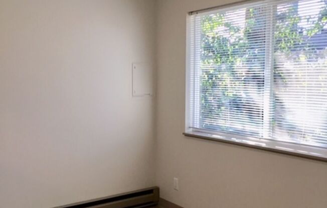 1 bed, 1 bath, 788 sqft, $1,400, Unit 404