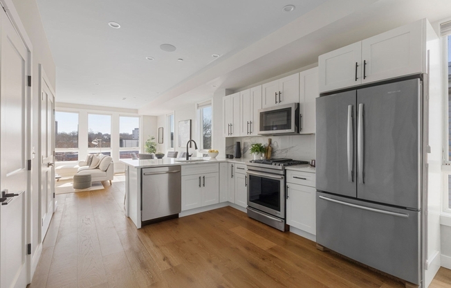 17 CHESTNUT AVE