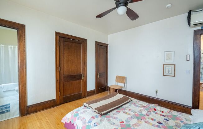 1426 West 31st Street