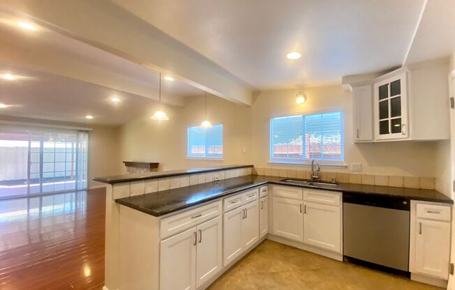 3-bedroom home located in Fremont! – Irvington Neighborhood