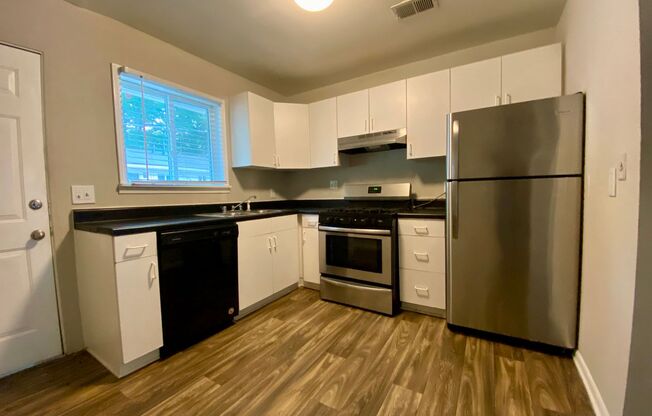 2 beds, 1 bath, 850 sqft, $1,535, Unit 485-C12
