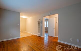 944 St. Charles Ave NE - 4