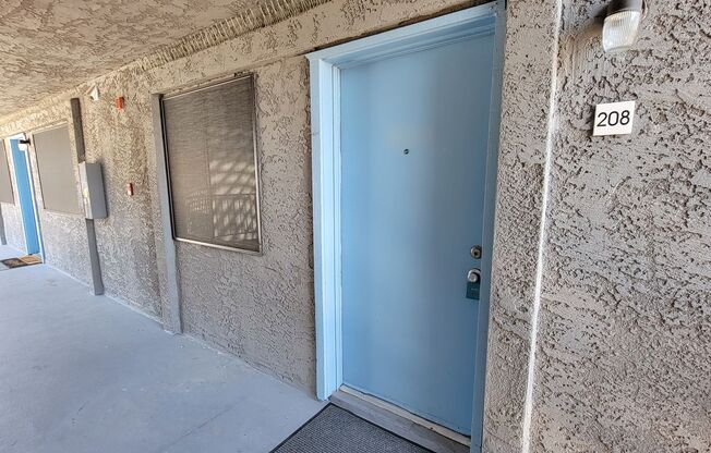 2 beds, 1 bath, 880 sqft, $1,195, Unit 208