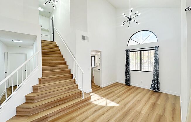 4 beds, 3 baths, $2,400
