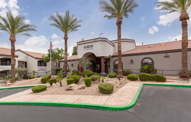 1 bed, 1 bath, $1,600, Unit Building 1 - second floor