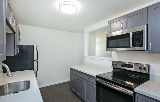 1 bed, 1 bath, 736 sqft, $1,927, Unit 3539 - 414