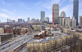 56 Charlesgate E