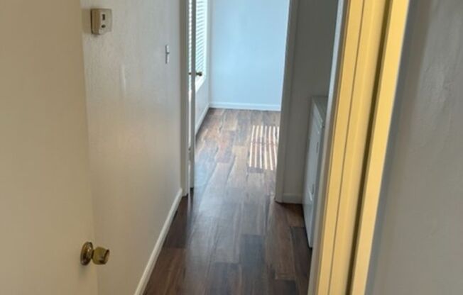 2 beds, 1 bath, $1,725