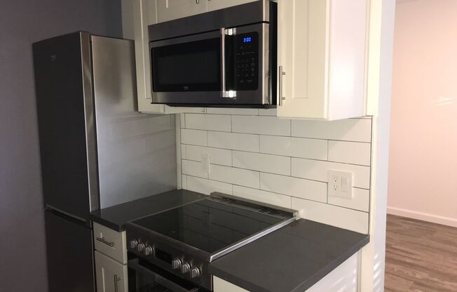 Welcome to our newly renovated apartment Open House This Sunday 10am-12  located in the heart of Mountain View..