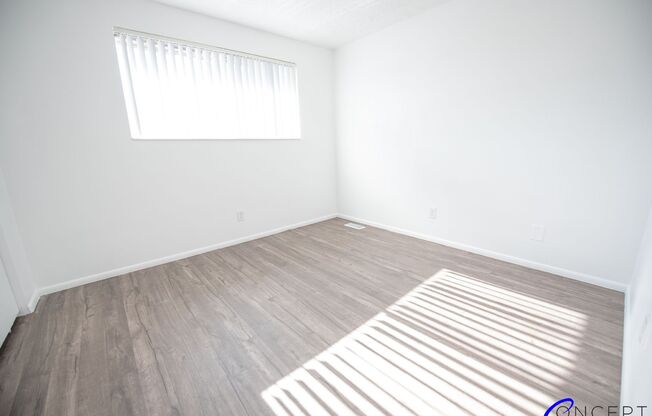 2 beds, 1 bath, 935 sqft, $1,299, Unit 06