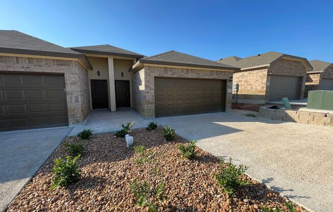 Brand NEW 3 Bedroom, 2 bathroom in a PRIME location!