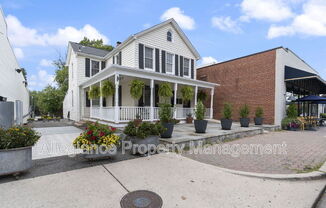 1506 B MT VERNON AVE