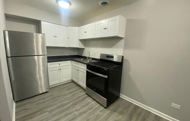 1 bed, 1 bath, 700 sqft, $1,150, Unit 6547-W21