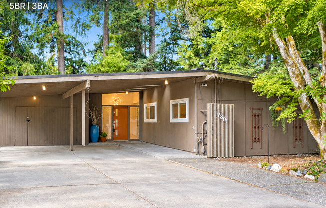 19801 95 AVE NE