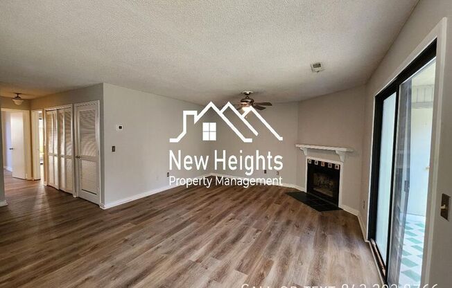 2332 TREESCAPE DR