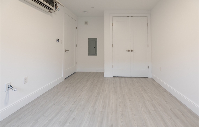 2 beds, 1 bath, 774 sqft, $3,550, Unit 102