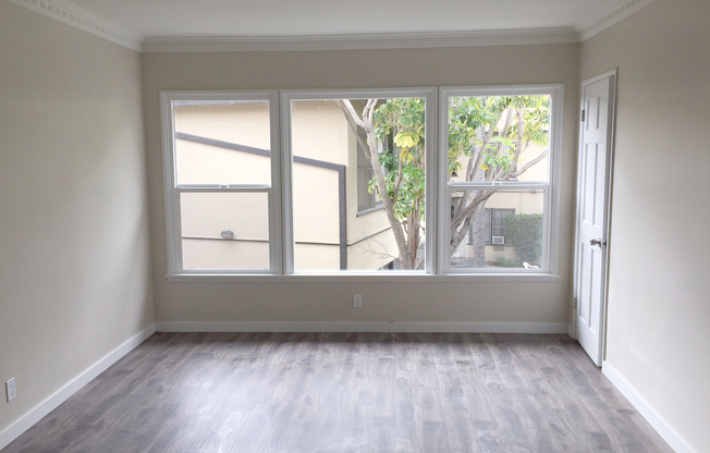 3300 Castle Heights Ave