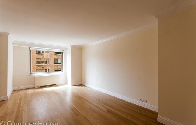 1 bed, 1 bath, 711 sqft, $5,925, Unit 9K