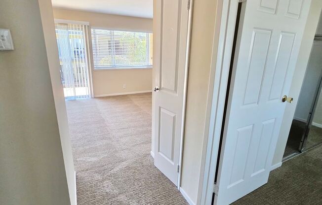 Sunny Terra Linda 2bed/1.5bath, Parking! Storage! Pool! - PROGRESSIVE