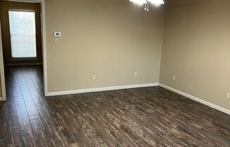 1 bed, 1 bath, 825 sqft, $995, Unit HPA 70