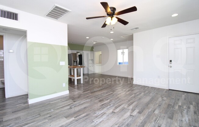 1729 W FAIRMOUNT AVE