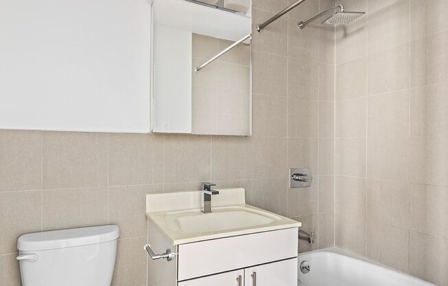 Studio, 1 bath, $3,800, Unit 11F
