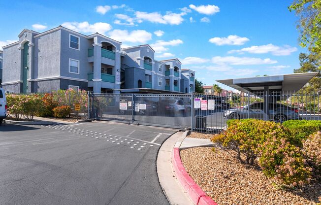 2 beds, 2 baths, $1,350, Unit UNIT 2099