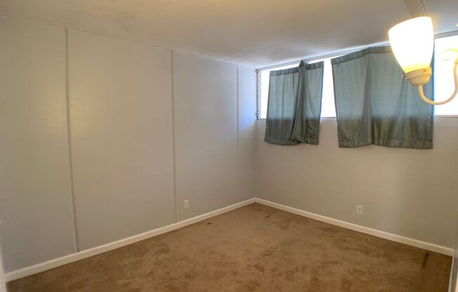 2 beds, 1 bath, $2,200