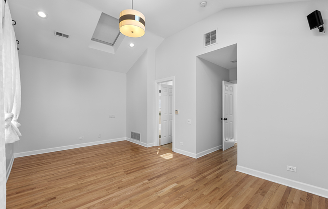 2725 MAGNOLIA
