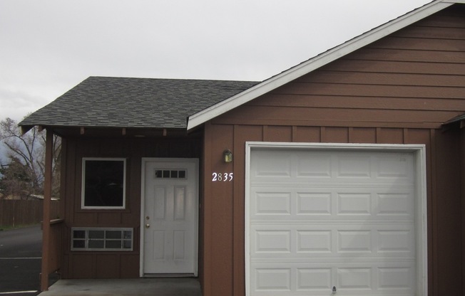 2811-2857 SW 21st Street