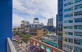 1 bed, 1 bath, $2,650, Unit Unit 906