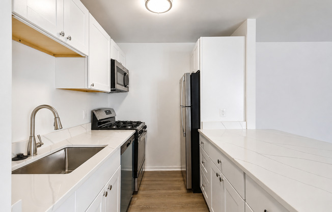 1 bed, 1 bath, 615 sqft, $1,875, Unit 102