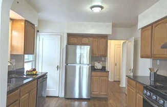 4 beds, 3 baths, $4,300, Unit HOUSE