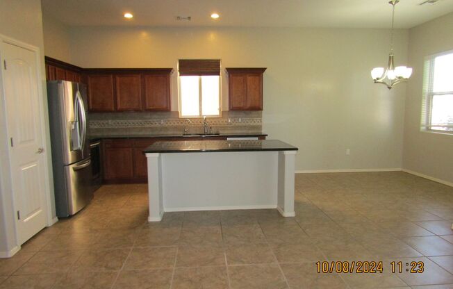 2 beds, 2 baths, $1,800