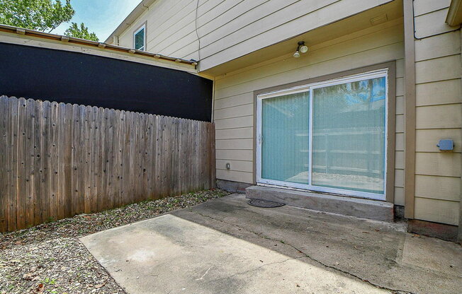2 beds, 2 baths, 1,396 sqft, $1,650, Unit 253