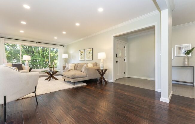 4 BD remodeled Sylvan Heights home!