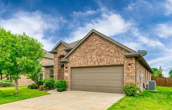 Lovely family 3-bedroom, 2-bathroom home located in the desirable Fate, TX!