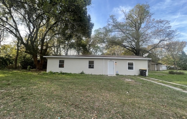 3407 ROCKWOOD DR