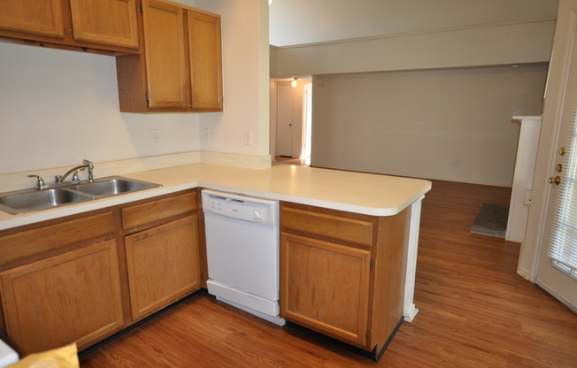 3 beds, 2 baths, $2,050