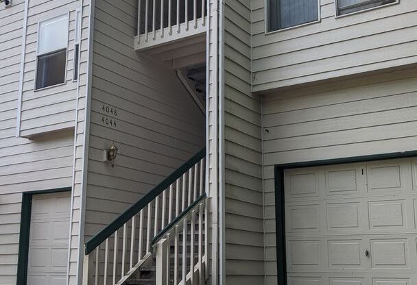 1 bed, 1 bath, 650 sqft, $1,225, Unit 4048