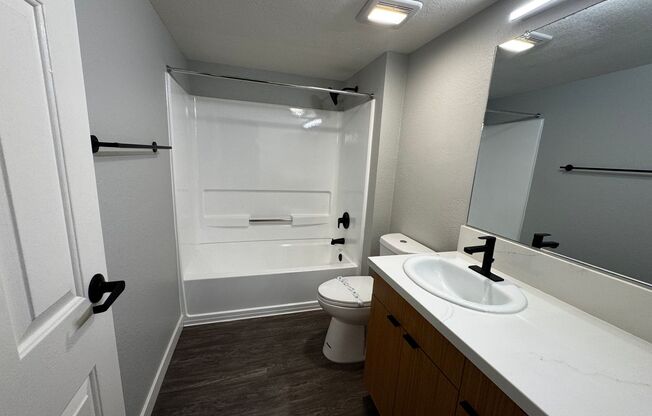 2 beds, 2 baths, 986 sqft, $2,595, Unit 704