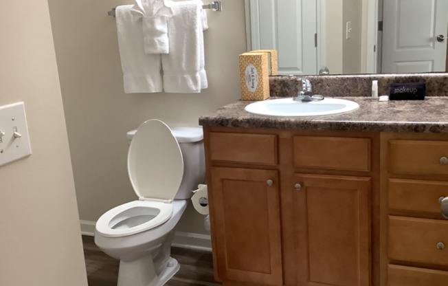 1 bed, 1 bath, 684 sqft, $3,840, Unit 1427