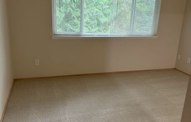 10925 PK Juanita Ridge Apartments