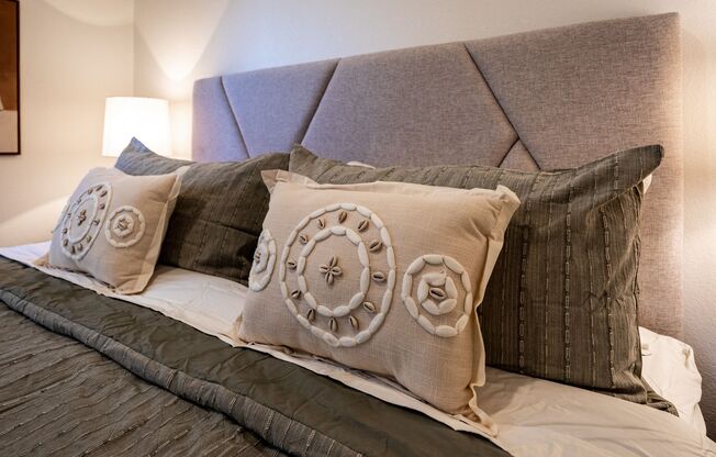 2 beds, 2 baths, 855 sqft, $2,195, Unit 5641 #203 Silverstone