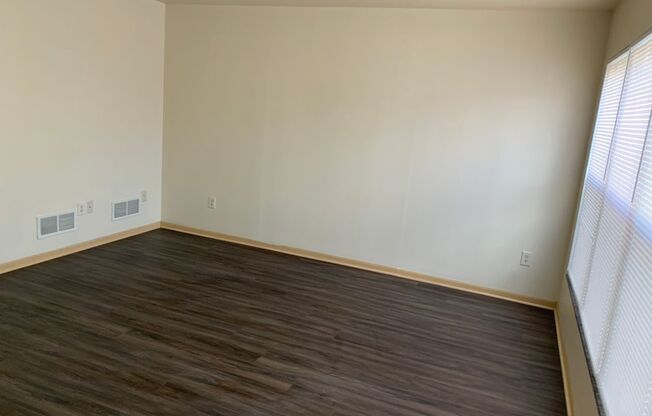 2 beds, 2 baths, 1,250 sqft, $1,355, Unit PHV - 2217