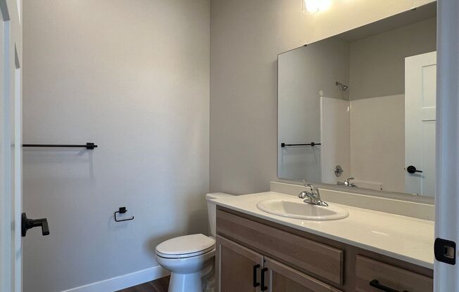 2 beds, 2 baths, 1,220 sqft, $2,650, Unit WR 305-200