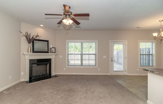 Beautiful 3 bedroom Townhome