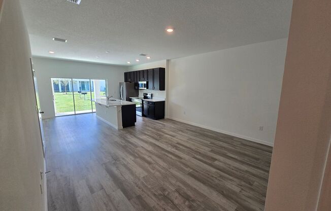 Deland - 3 Bedroom, 3 Bathroom - $1,895.00