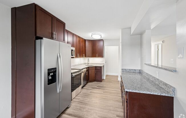2 beds, 1.5 baths, 881 sqft, $2,225, Unit 5341 #6