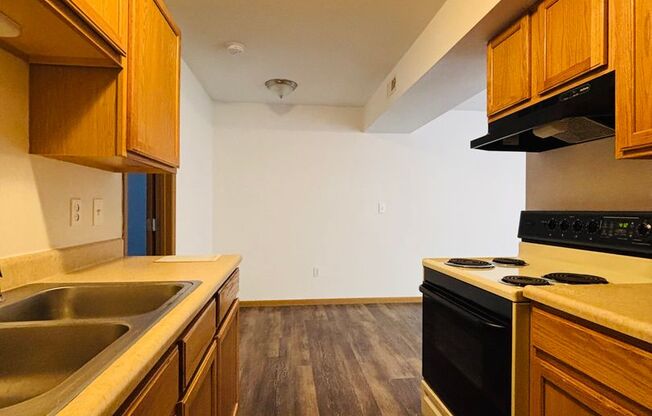 1 bed, 1 bath, 612 sqft, $1,025, Unit 1691-03 PVC
